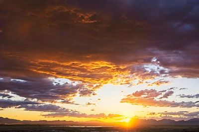 Dry Lake Bed Sunset
Another shot from our Dry Lake Bed sunset shoot outside Willcox, AZ
